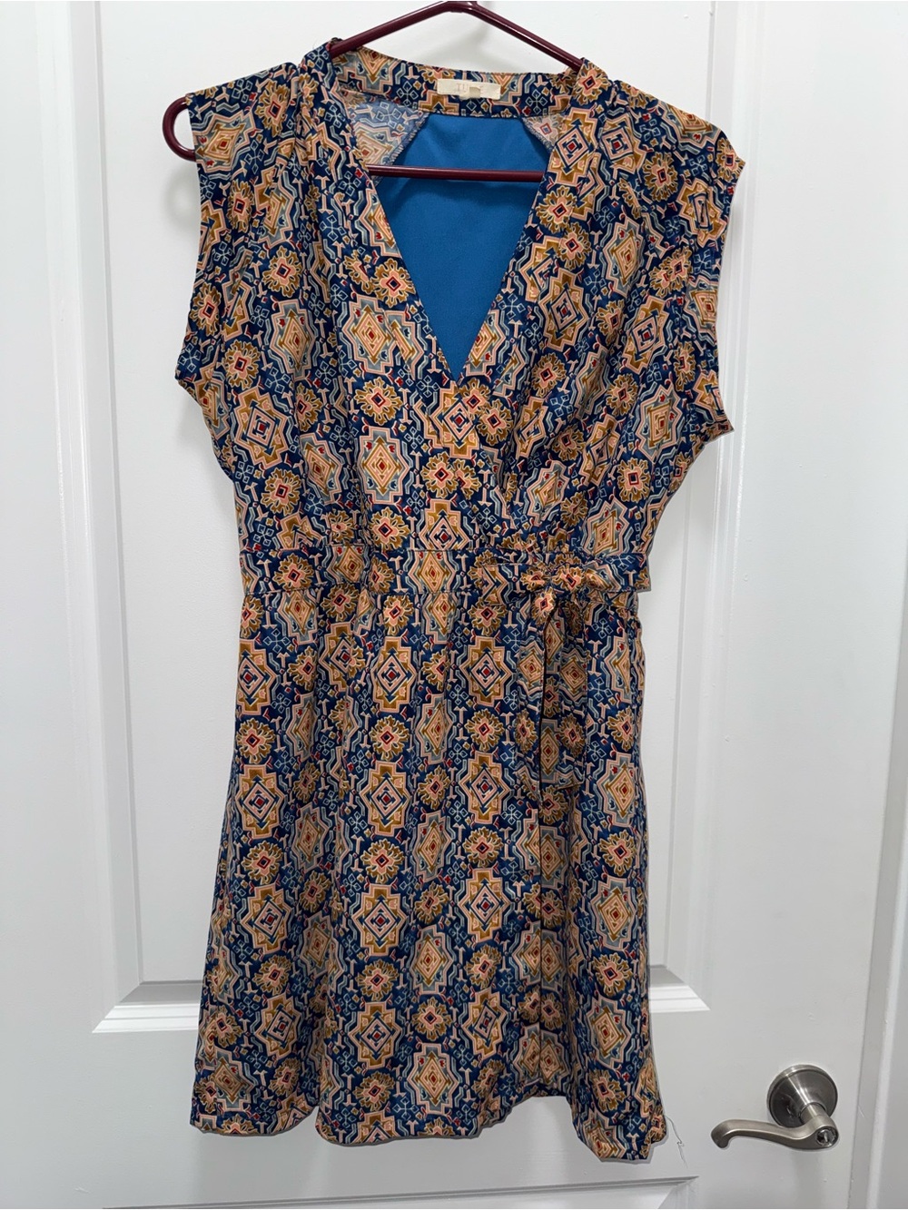 TULLE Sleeveless V-Neck Geometric Print Dress in Navy and Gold
